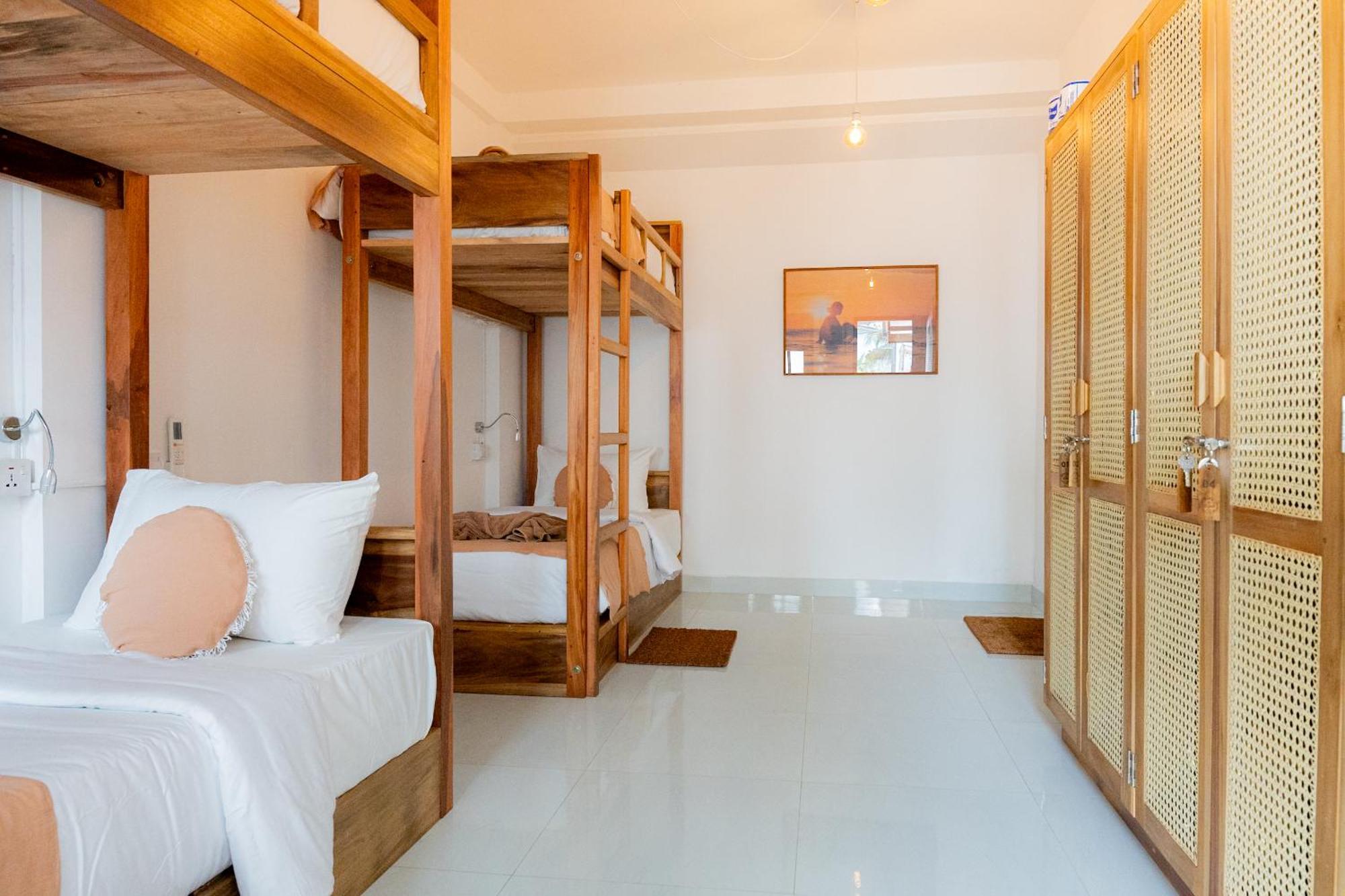 Bed and Breakfast Lucky'S Surf Camp Weligama Exterior foto