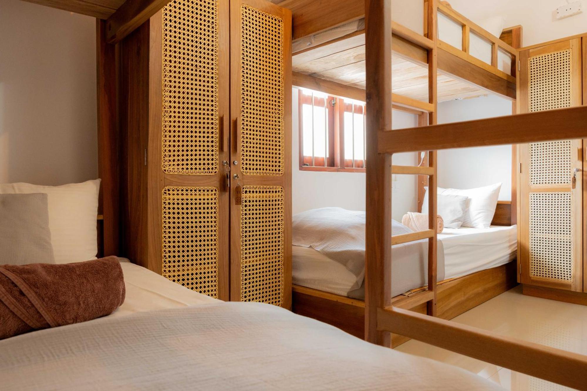 Bed and Breakfast Lucky'S Surf Camp Weligama Exterior foto