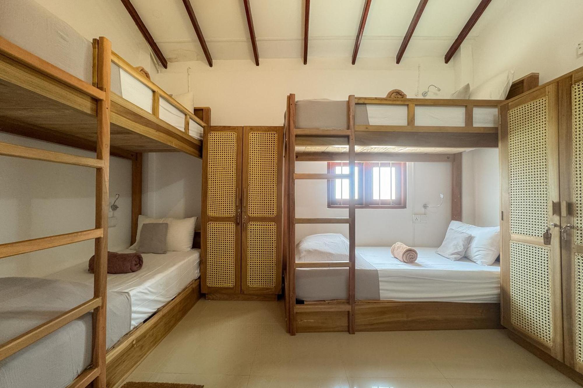 Bed and Breakfast Lucky'S Surf Camp Weligama Exterior foto