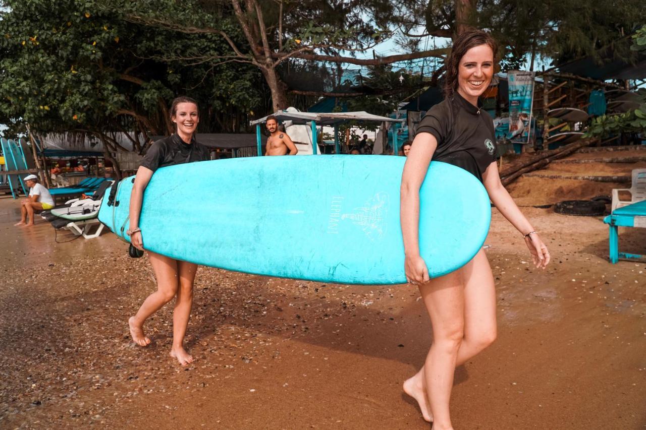 Bed and Breakfast Lucky'S Surf Camp Weligama Exterior foto