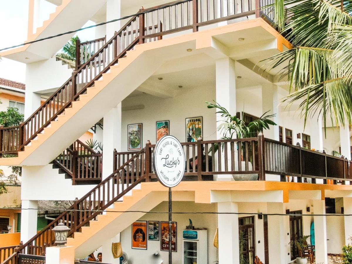 Bed and Breakfast Lucky'S Surf Camp Weligama Exterior foto